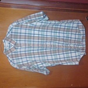 McGregor Contemporary XL button-down  short sleeve shirt.